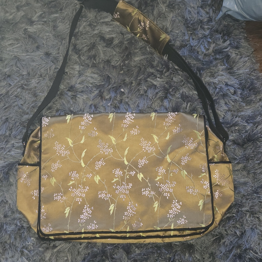 Forgotten Shanghai Messenger Or Laptop Bag